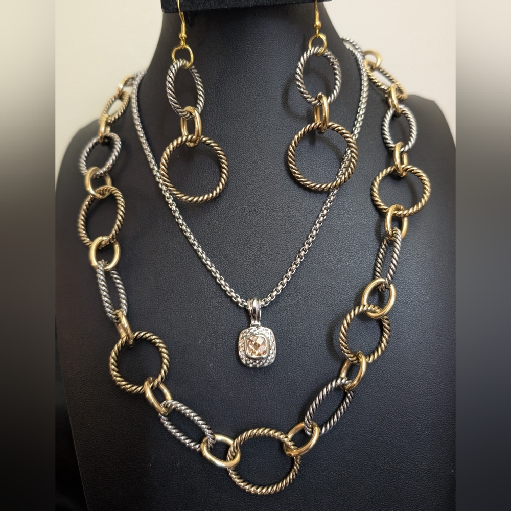 #90. TRENDING! MIXED METALS!   Gold and Silver Necklaces and Earring Set